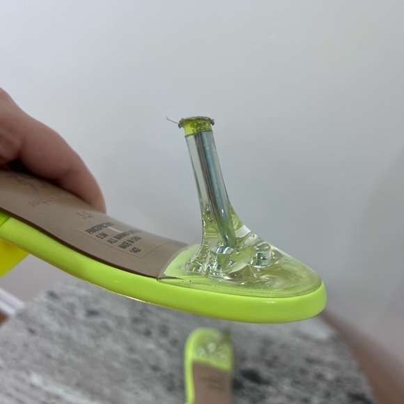 Steve Madden Neon Yellow Square Toe Lucite Heel Sandals size 5 - Picture 6 of 10